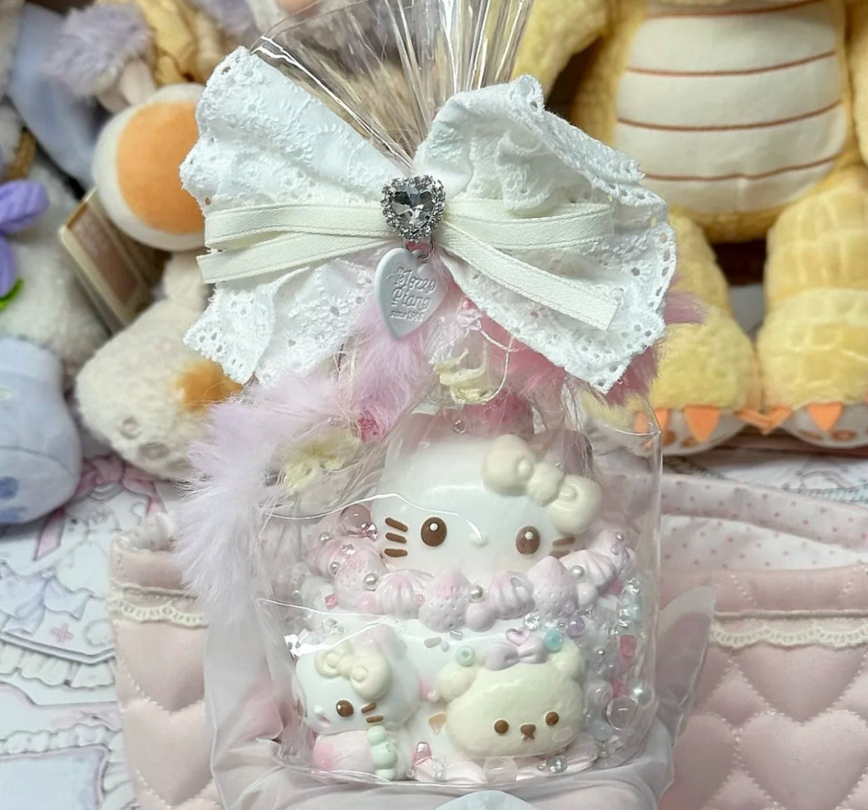Handmade custom birthday KT strawberry cake ruirui squishy toy