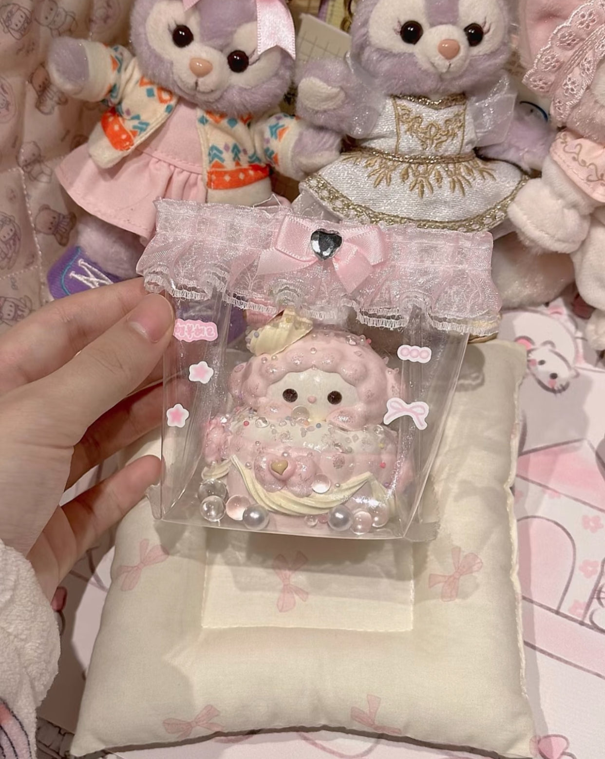 Handmade custom Lamb cupcake ruirui squishy toy