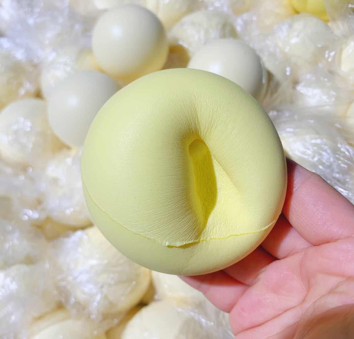 Chubby round ball ruirui squishy toy