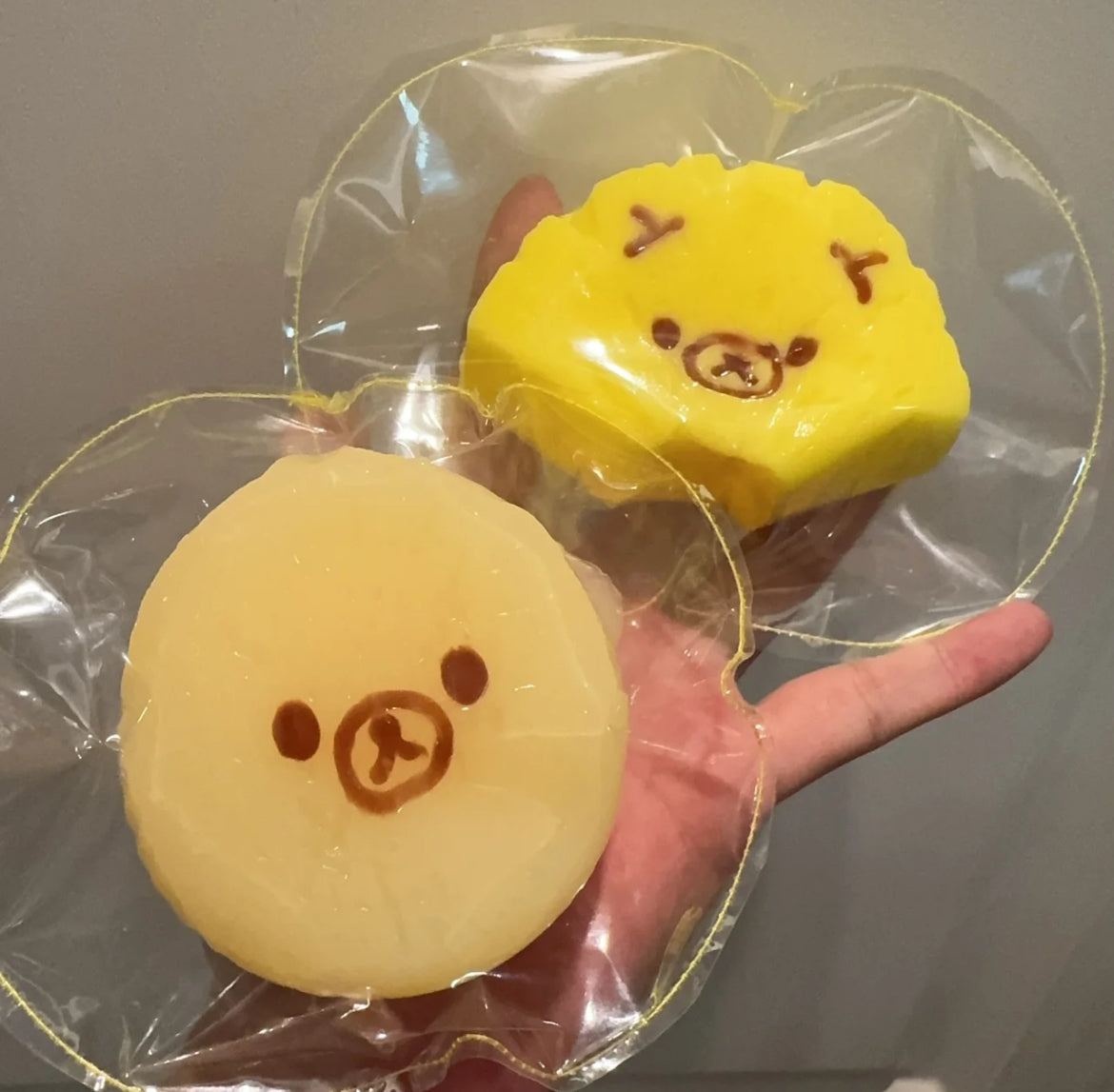 Little bear pineapple and radish ruirui squishy toy