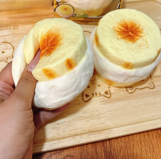 Banana & Yogurt Slow-Rise ruirui Squishy toy