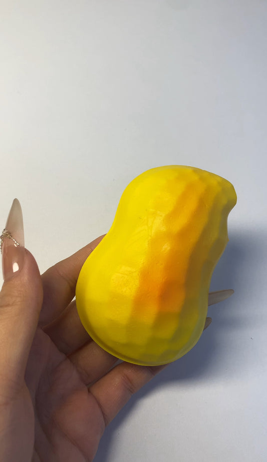 Peanut ruirui squishy toy