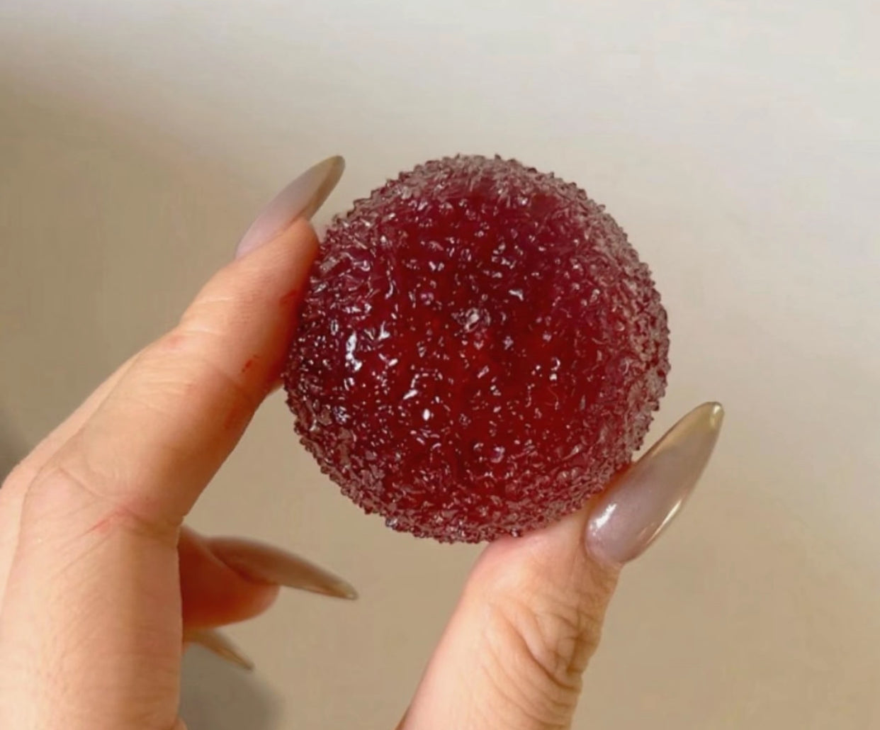 Yangmei Handcrafted ruirui Squishy Ball