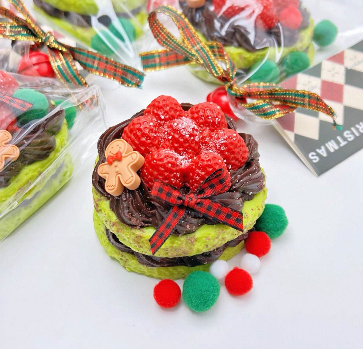 Christmas raspberry cake ruirui  squishy toy