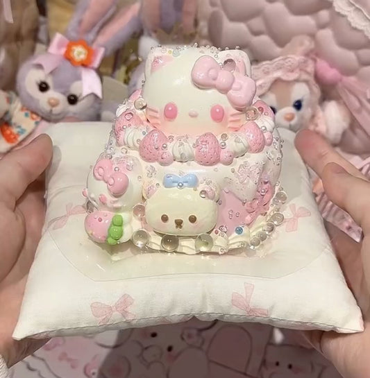 Handmade custom birthday KT strawberry cake ruirui squishy toy