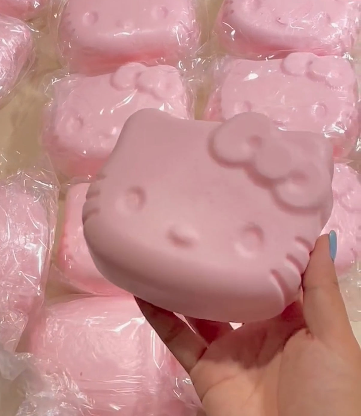 Big Strawberry Lucky cat Slow-Rise ruirui Squishy toy