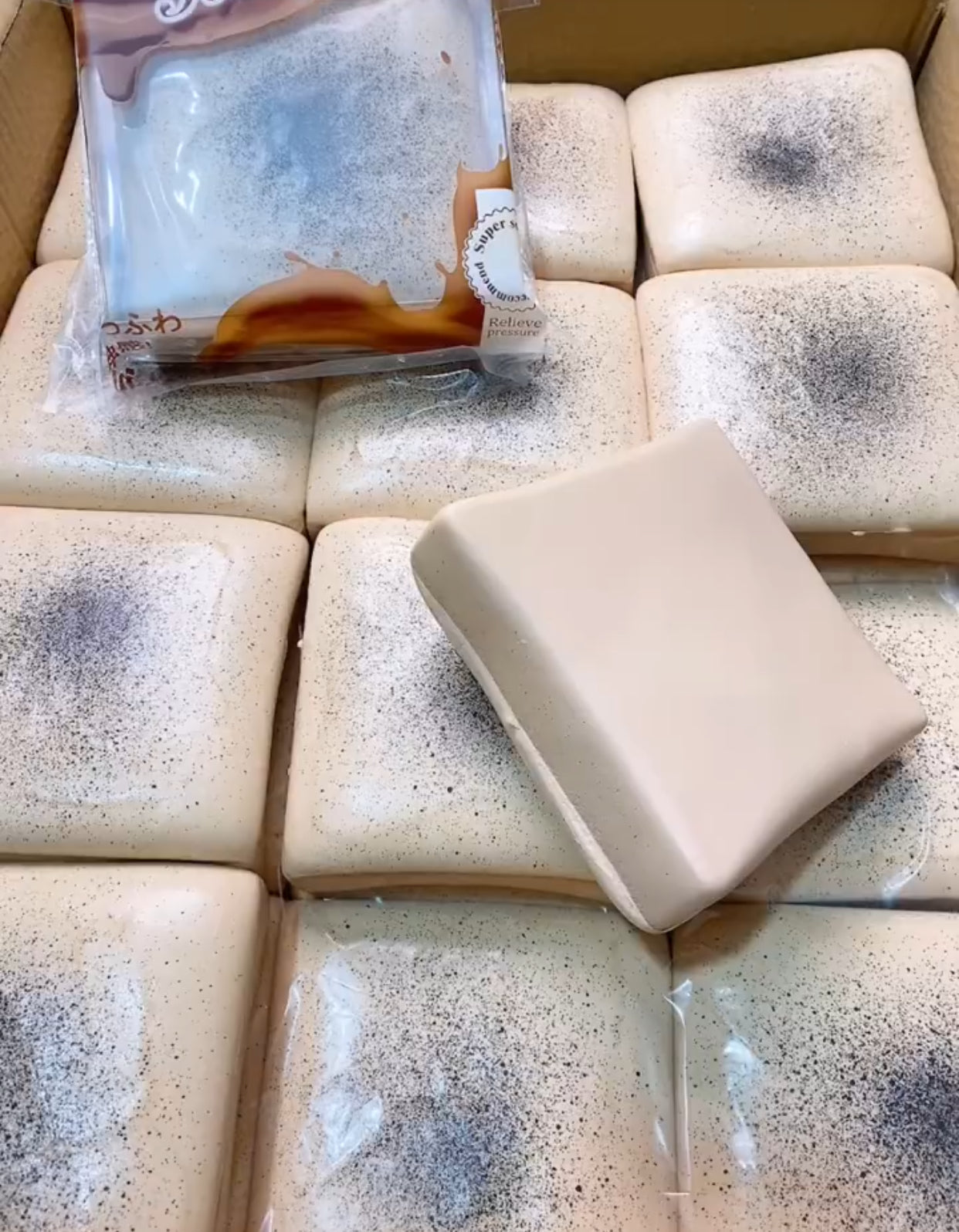 Coffee Toast Slow-Rise Rui Rui Squishy toy