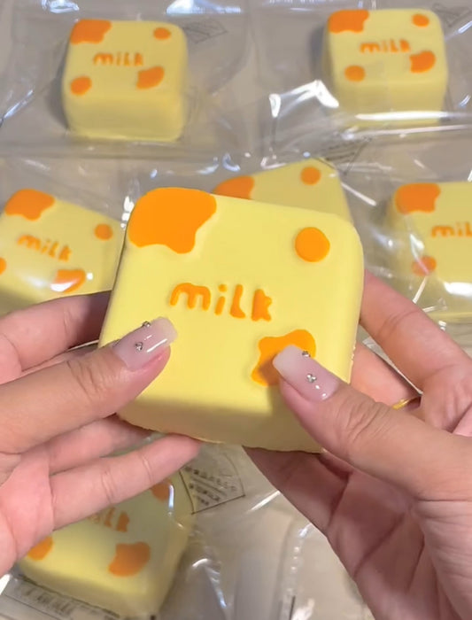 Milk Cube ruirui Squishy toy