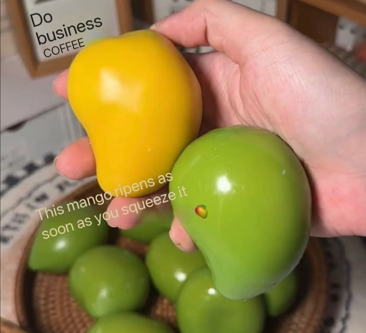 Color-Changing Mango Handmade Ball ruirui Squishy toy