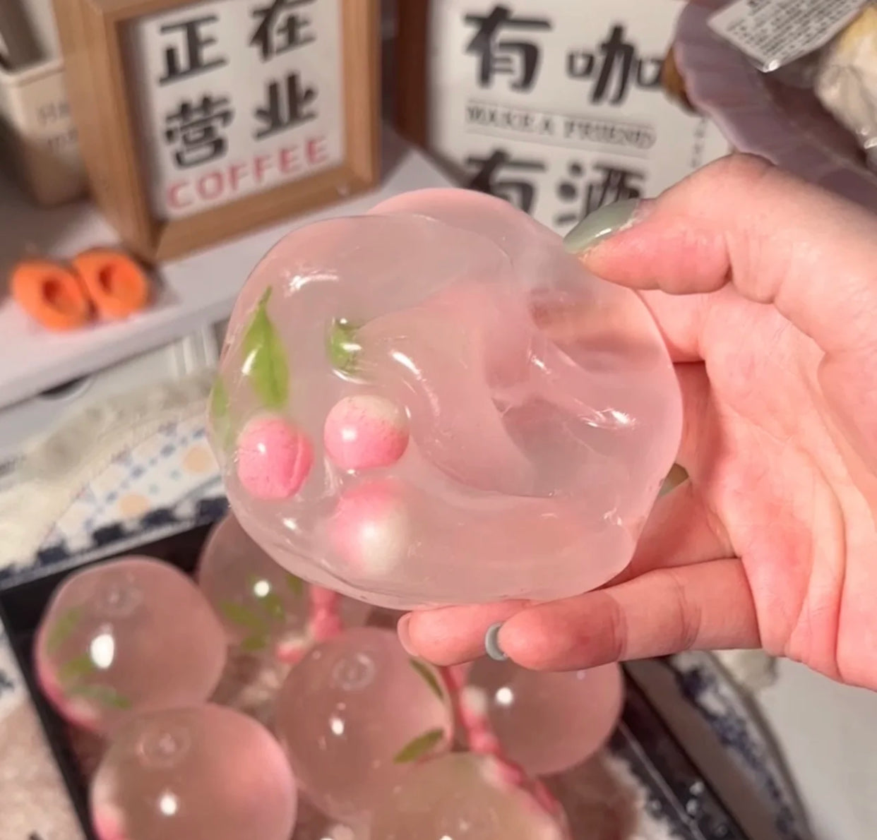 복숭아 스트레스 해소용 수제 공 루이루이 말랑말랑한 장난감