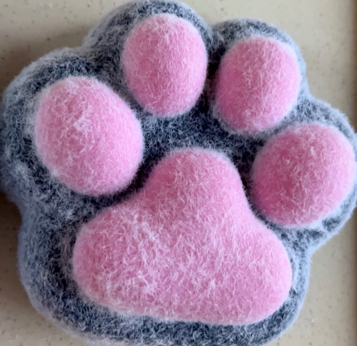 Giant Cat Paw ruirui Squishy toy