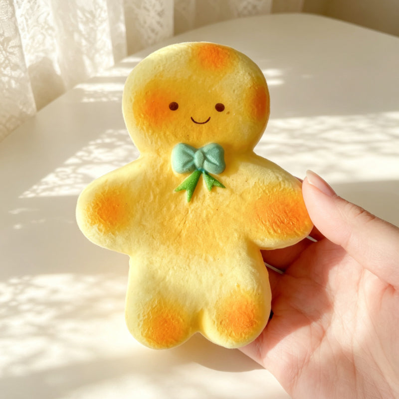 Gingerbread Man Slow-Rise ruirui Squishy toy