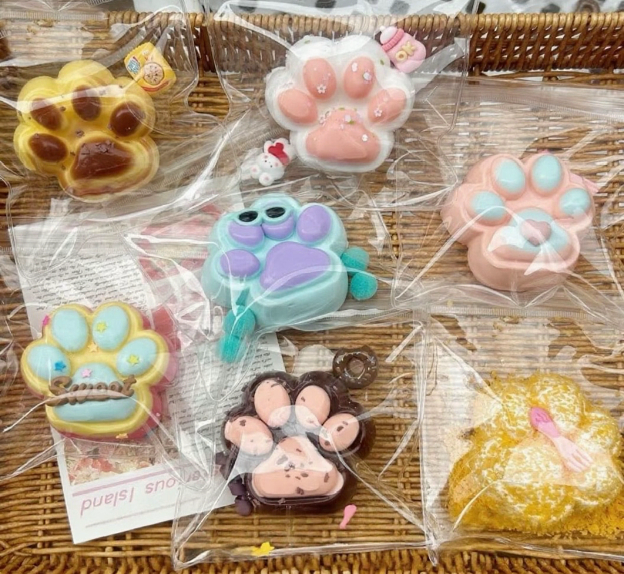 Silicone Cat Paw ruirui Squishy toy