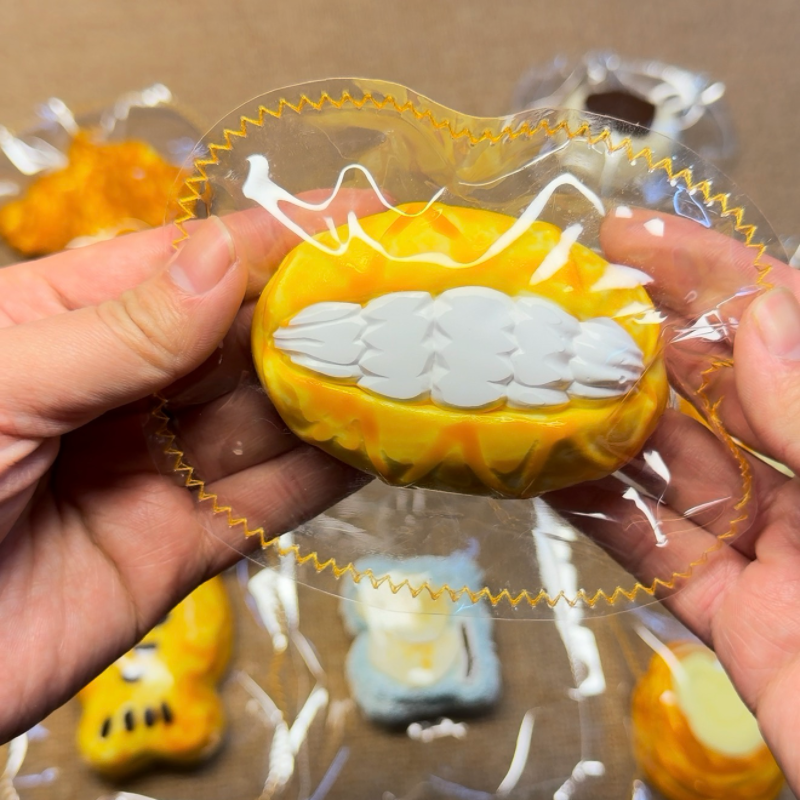 Cream sandwich bread ruirui squishy toy